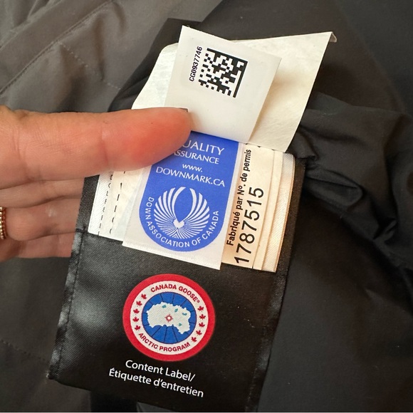 Canada Goose Wyndham Parka Mens Graphite Gray Size XL Real Fur Hood 3808M - Picture 11 of 16